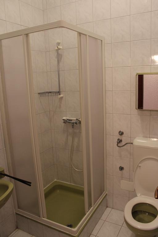 Apartments Marszalek Novalja Pokoj fotografie