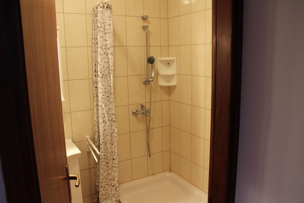 Apartments Marszalek Novalja Pokoj fotografie